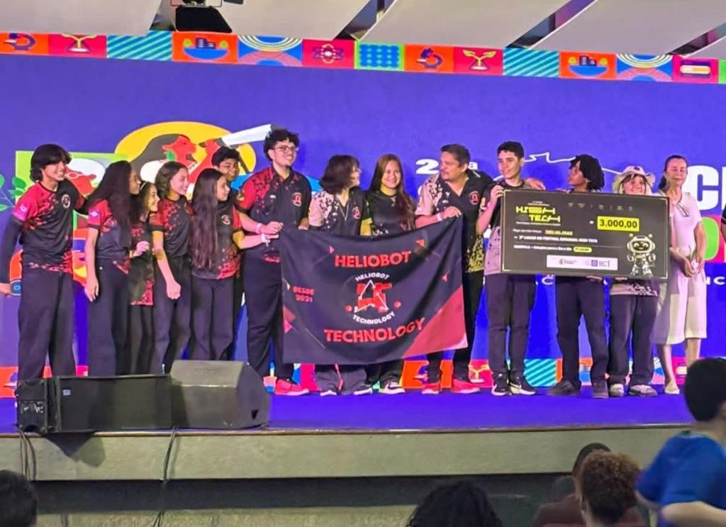 Equipes de robótica do Parque Cuiabá conquistam 1º e 3º lugares em festival estadual
